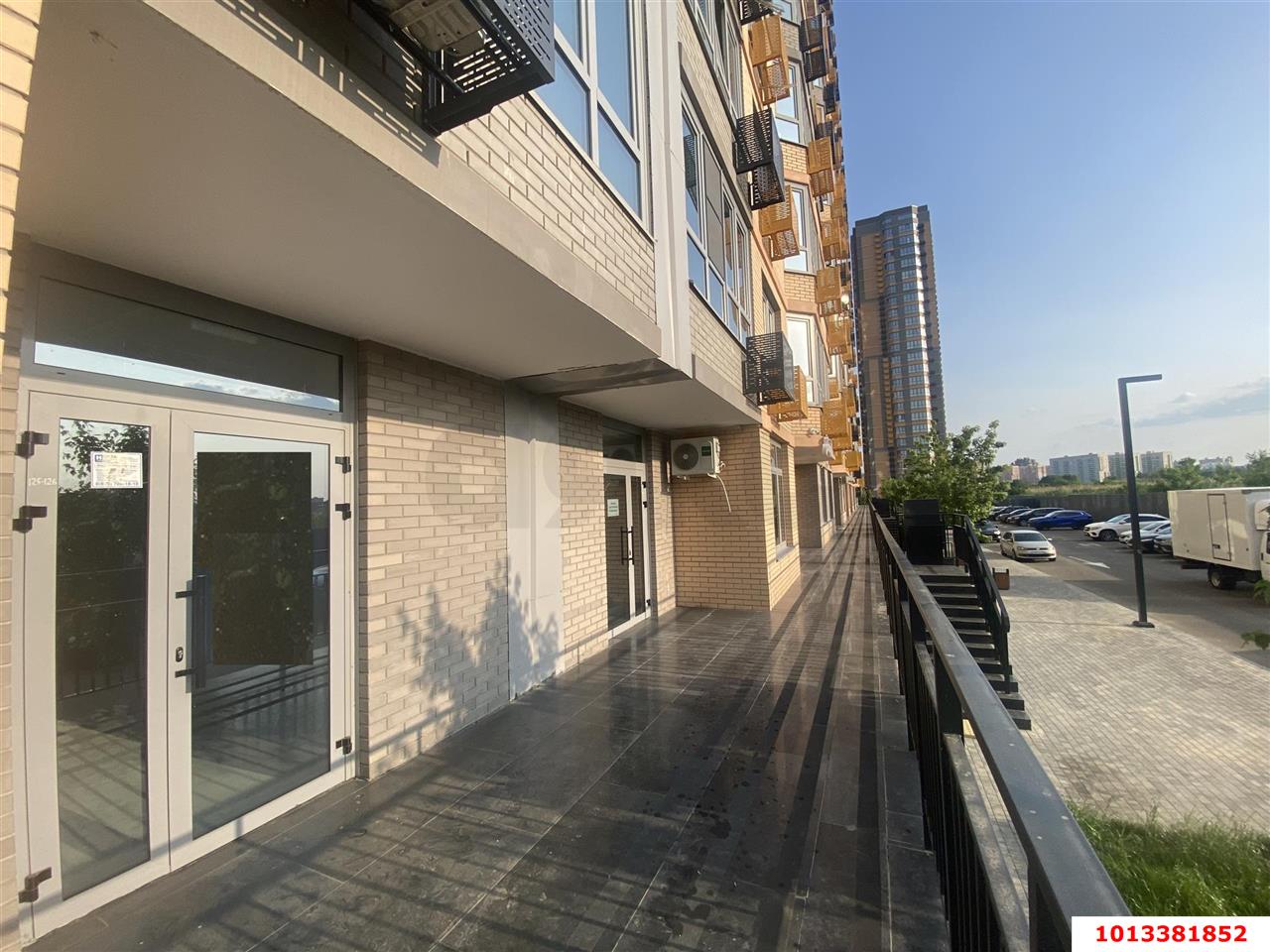 Фото №4: Торговое помещение 21 м² - Краснодар, жилой комплекс Сказка Град, ул. имени В.Н. Мачуги, 166Ак1