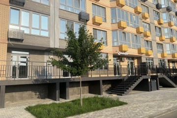 Фото №2: Торговое помещение 21 м² - Краснодар, мкр. жилой комплекс Сказка Град, ул. имени В.Н. Мачуги, 166Ак1