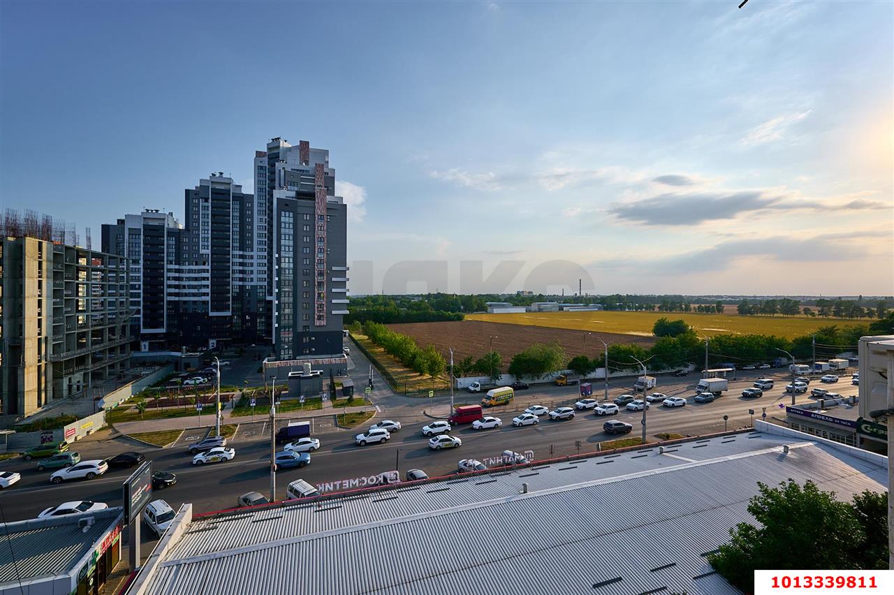 Фото №3: 2-комнатная квартира 55 м² - Краснодар, Прикубанский внутригородской округ, мкр. Славянский, ул. Красных Партизан, 111