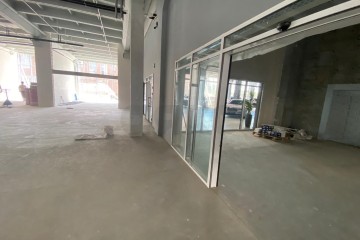 Фото №5: Офисное помещение 9000 м² - Краснодар, мкр. Центральный, ул. Красная, 176/1