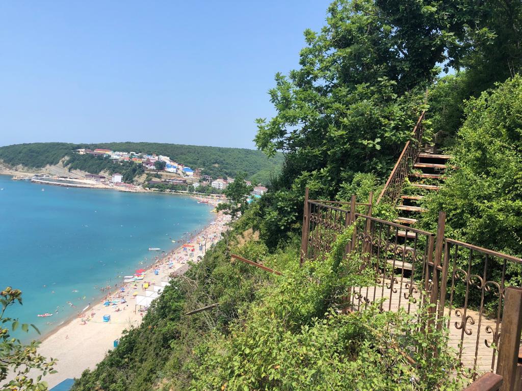 Фото №7: Коммерция 105 м² - Новомихайловский, ул. Морская, 40Д