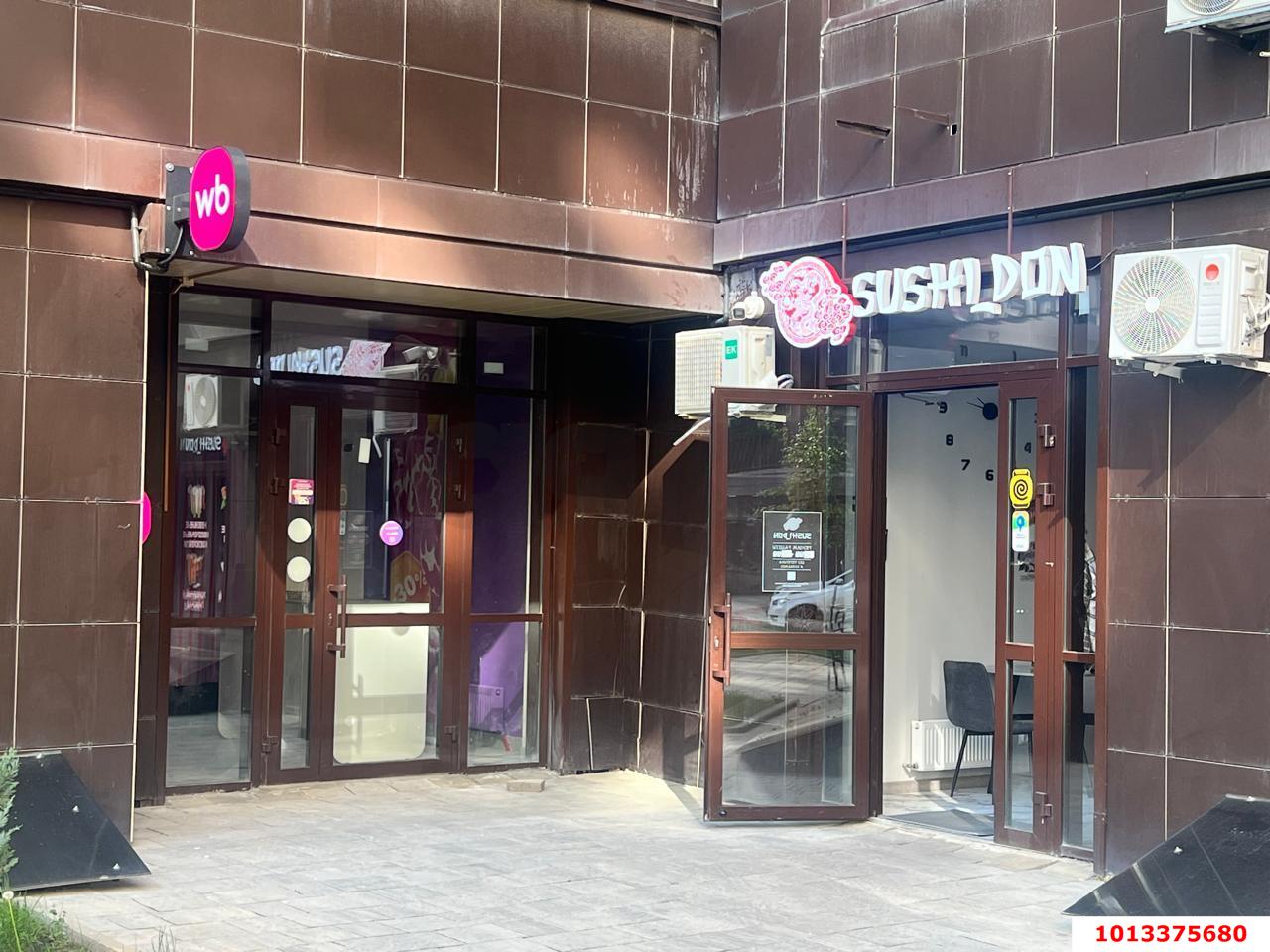 Фото №2: Торговое помещение 46 м² - Краснодар, Прикубанский внутригородской округ, мкр. жилой комплекс Ракурс, ул. имени Героя Ростовского, 8к7
