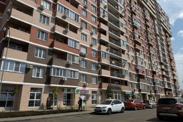 Фото №4: Торговое помещение 62 м² - Краснодар, мкр. жилой комплекс Акварели-2, ул. Тепличная, 62/1к4