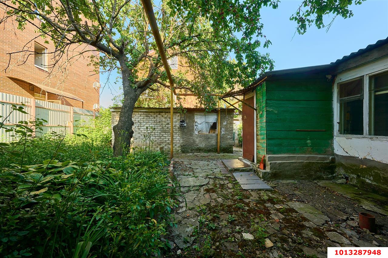 Фото №1: Земельный участок под ИЖС 4.36 сот. - Краснодар, Центральный, ул. Братьев Игнатовых, 201