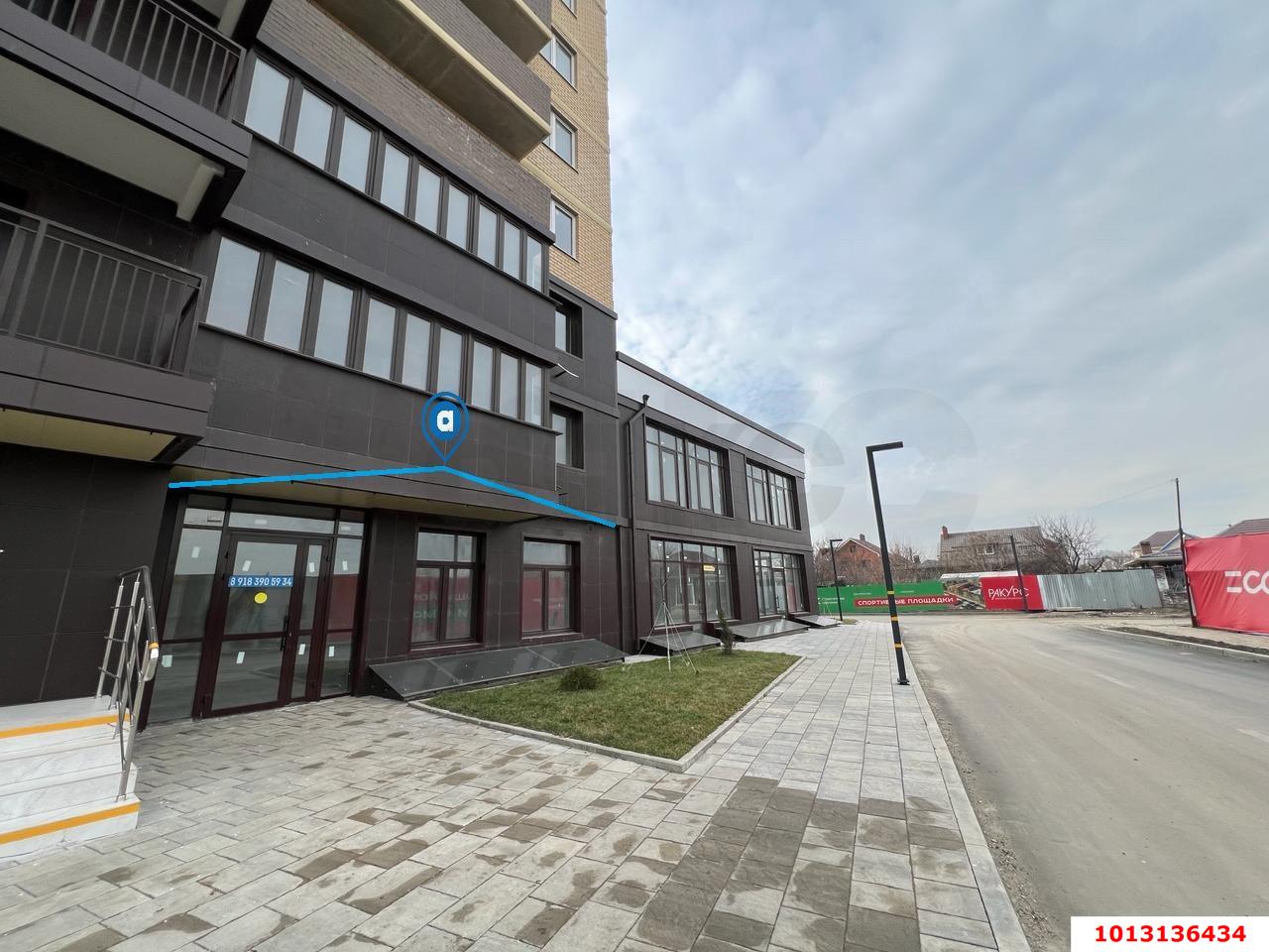 Фото №2: Торговое помещение 42 м² - Краснодар, жилой комплекс Ракурс, ул. имени Героя Ростовского, 8к7