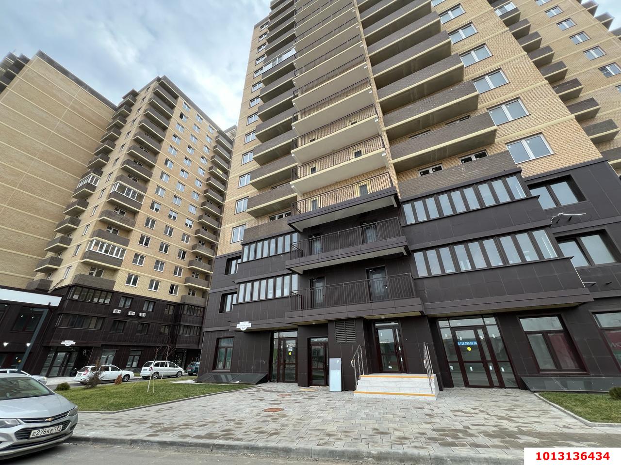Фото №1: Торговое помещение 42 м² - Краснодар, жилой комплекс Ракурс, ул. имени Героя Ростовского, 8к7