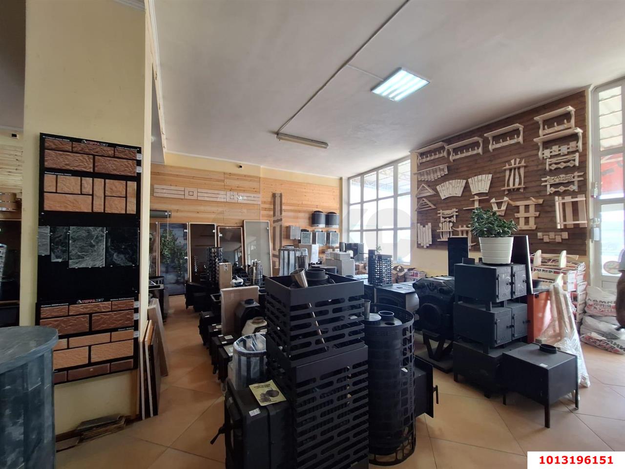 Фото №1: Коммерция 400 м² - Новая Адыгея, ул. Тургеневское шоссе, 13/1