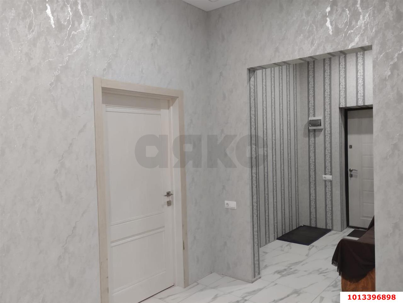 Фото №3: Дом 128 м² + 5 сот. - Старокорсунская, Карасунский внутригородской округ, ул. Ленина, 9/1