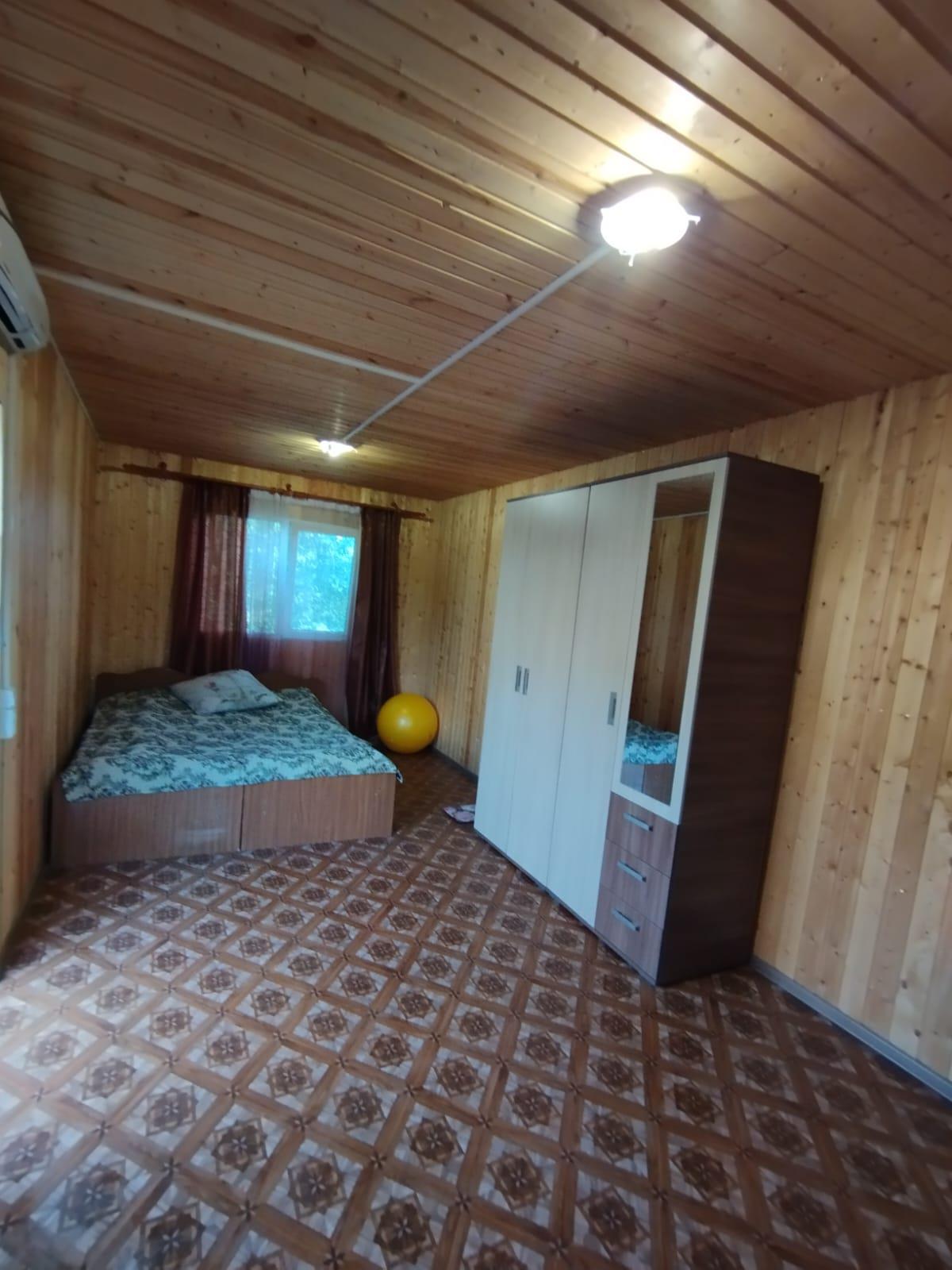 Фото №3: Коммерция 22 м² - Старонижестеблиевская, ул. Мира, 243