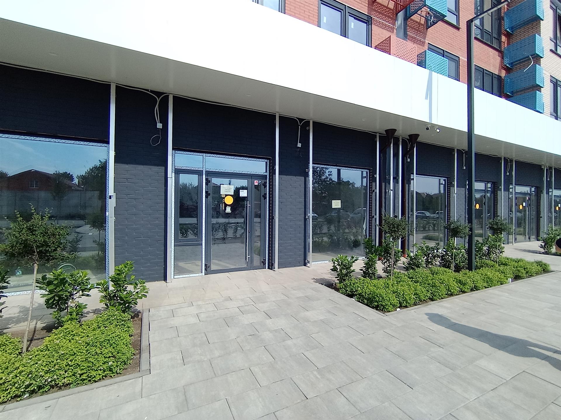 Фото №1: Коммерция 75 м² - Знаменский, Карасунский внутригородской округ, мкр. Родные Просторы, ул. Природная, 10Бк1