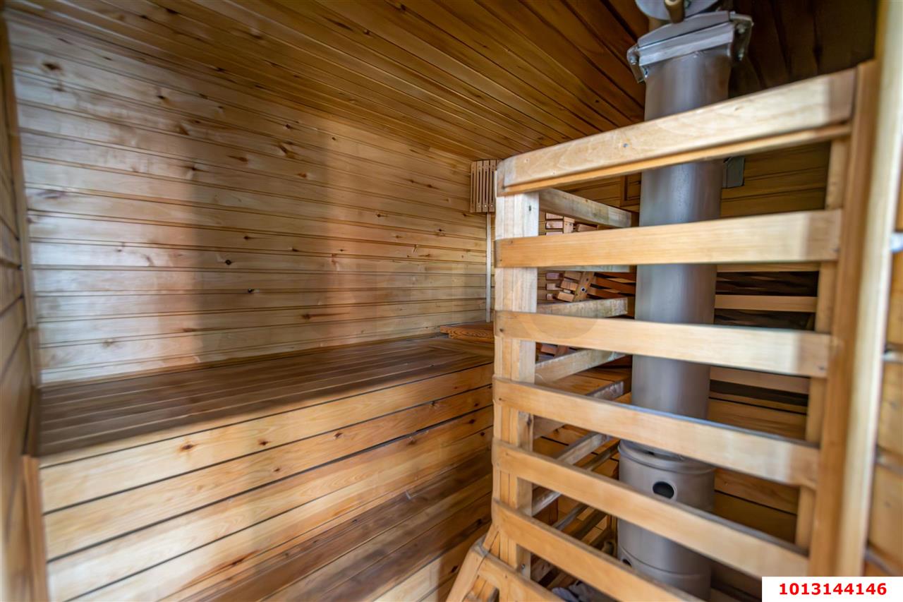 Фото №7: Дом 341 м² + 12 сот. - Краснодар, ул. Ореховая, 415