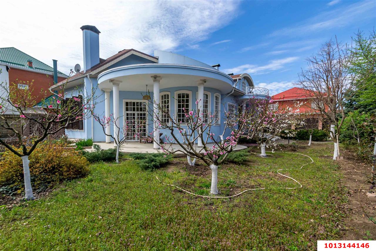 Фото №1: Дом 341 м² + 12 сот. - Краснодар, СНТ № 1, ул. Ореховая, 415