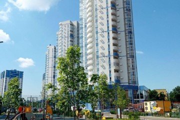 Фото №1: 1-комнатная квартира 50 м² - Краснодар, мкр. Западный внутригородской округ, ул. Шоссе Нефтяников, 18