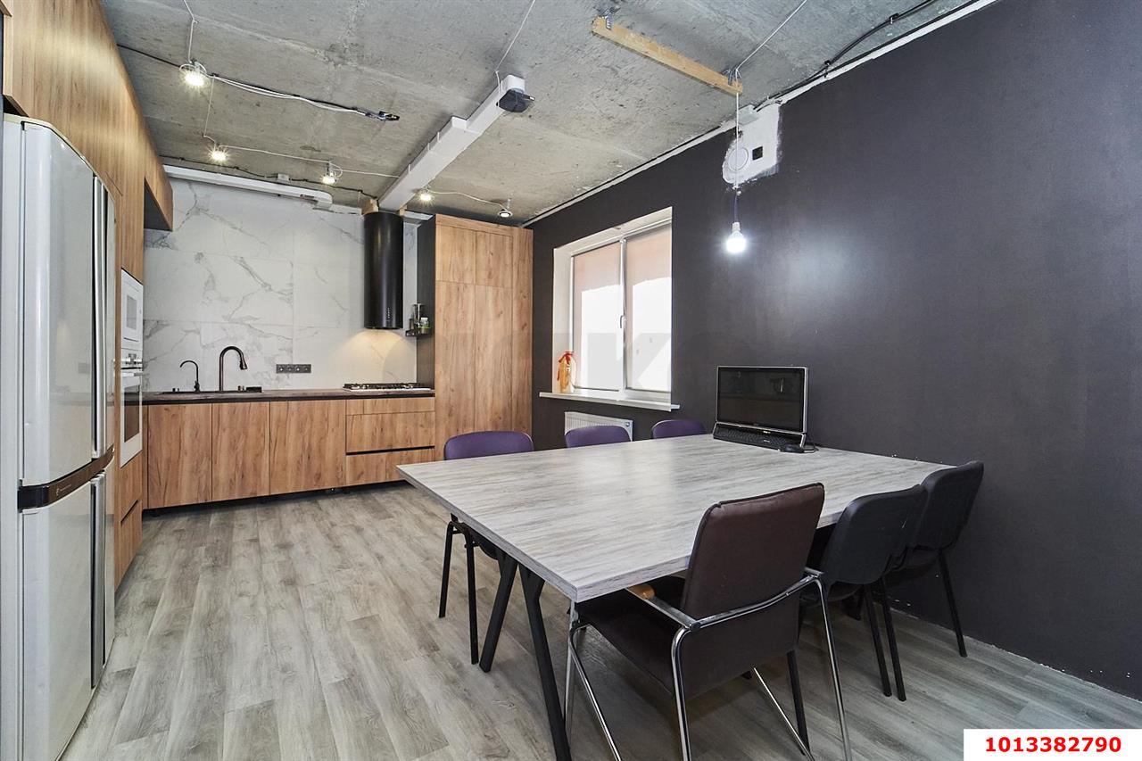 Фото №2: Таунхаус 167 м² + 2 сот. - Краснодар, коттеджный  Греция, ул. Оливковая, 1к100