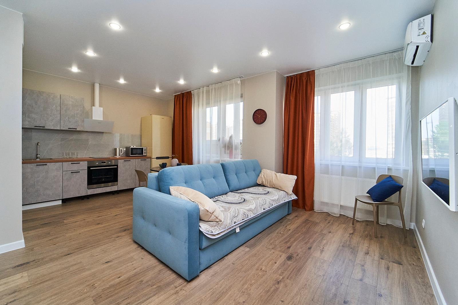 Фото №1: 2-комнатная квартира 47 м² - Краснодар, Прикубанский внутригородской округ, мкр. ЖК Красная Площадь, ул. им. Мурата Ахеджака, 12к1