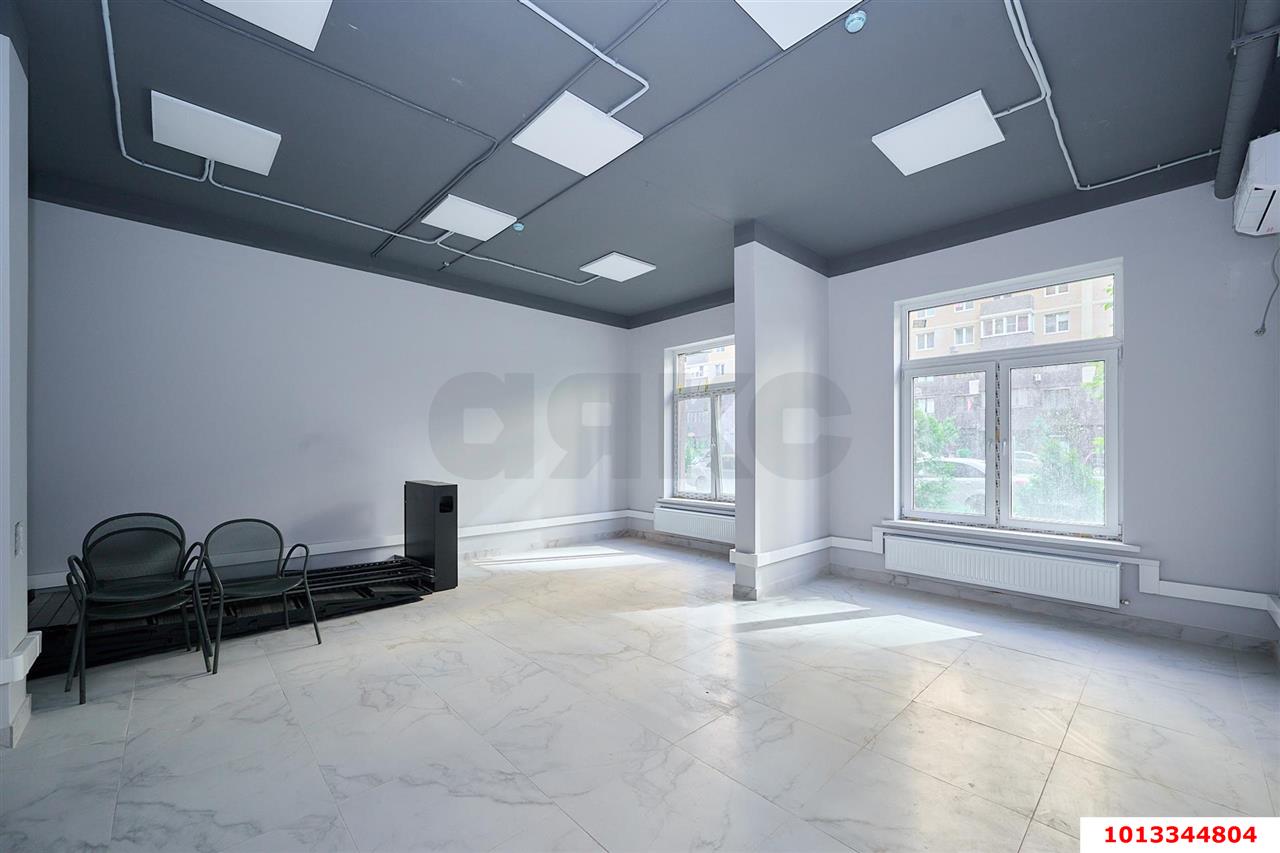 Фото №9: Коммерция 49 м² - Краснодар, Прикубанский внутригородской округ, мкр. жилой комплекс Ракурс, ул. имени Героя Ростовского, 8к3