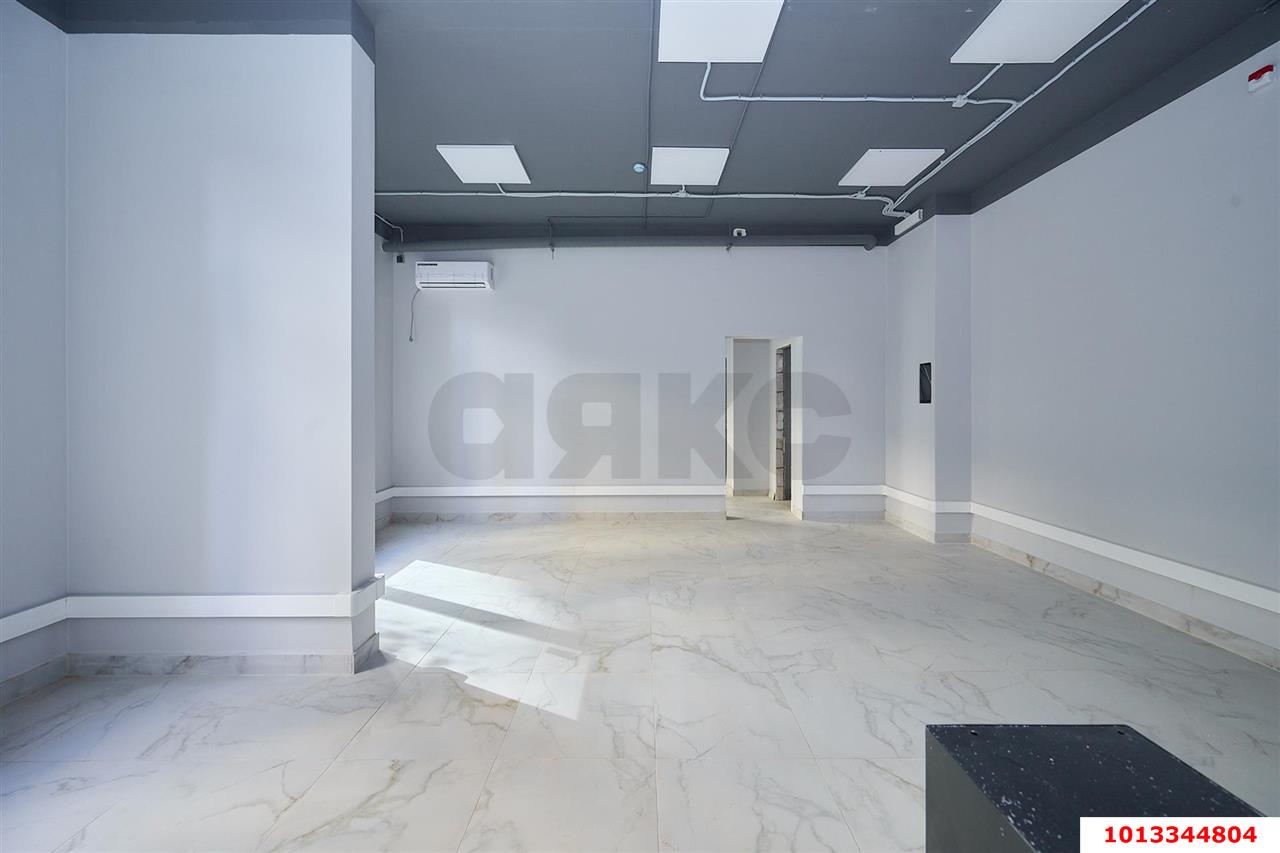 Фото №10: Коммерция 49 м² - Краснодар, Прикубанский внутригородской округ, мкр. жилой комплекс Ракурс, ул. имени Героя Ростовского, 8к3