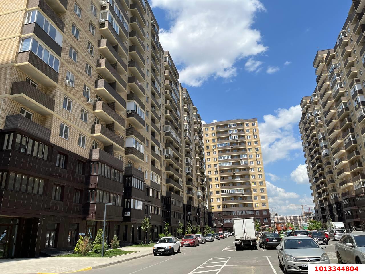 Фото №3: Торговое помещение 50 м² - Краснодар, жилой комплекс Ракурс, ул. имени Героя Ростовского, 8к3