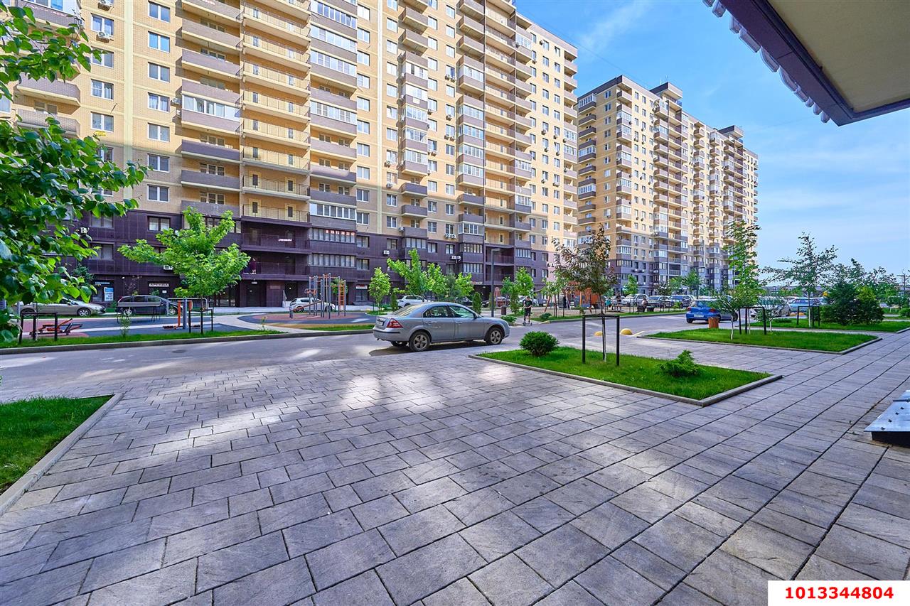 Фото №7: Торговое помещение 50 м² - Краснодар, жилой комплекс Ракурс, ул. имени Героя Ростовского, 8к3