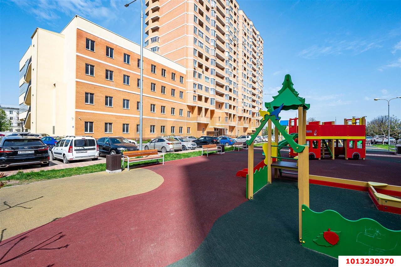 Фото №1: 2-комнатная квартира 45 м² - Краснодар, жилой комплекс Валентина, ул. имени Дзержинского, 64/2