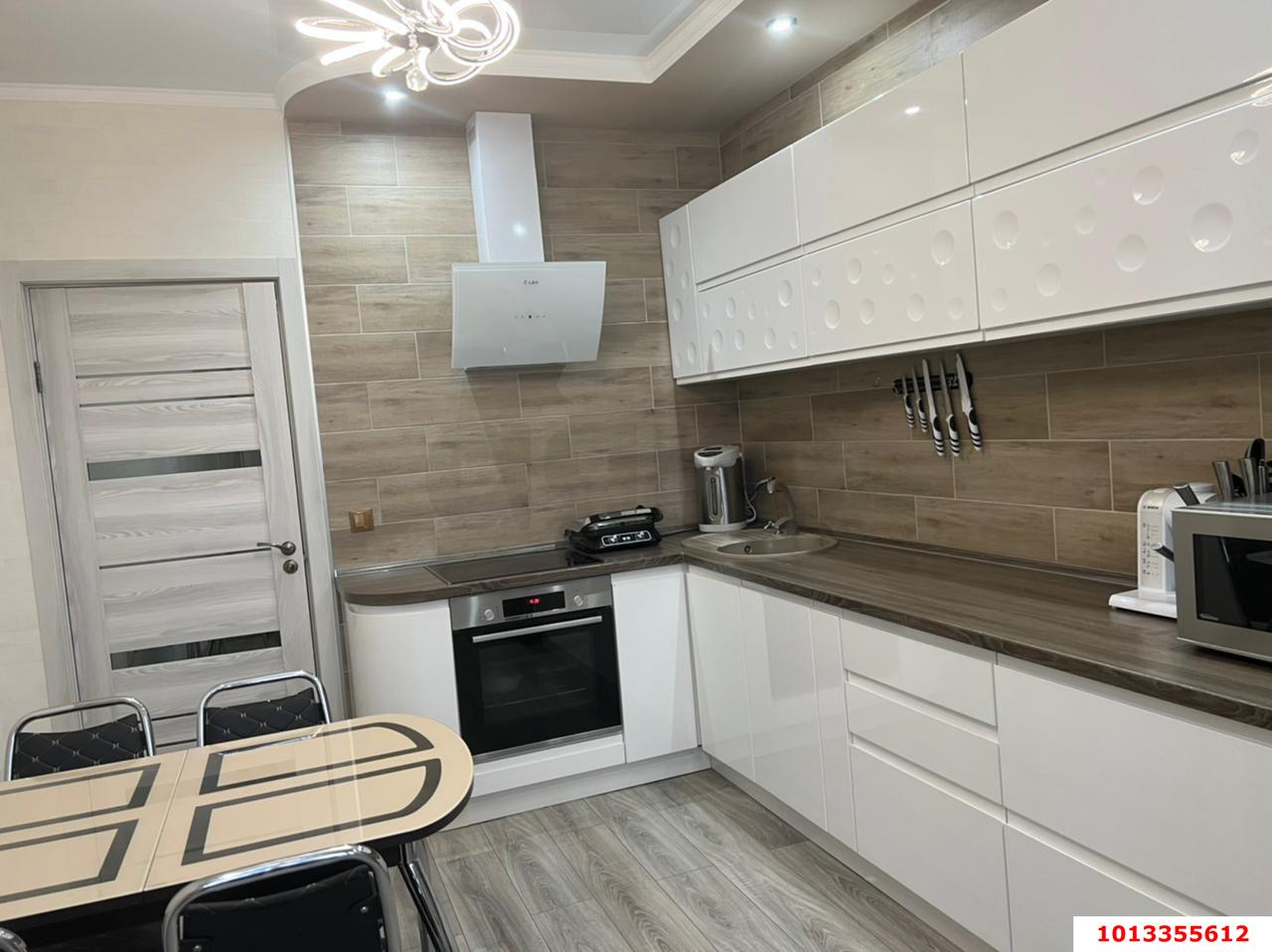 Фото №1: 2-комнатная квартира 64 м² - Краснодар, жилой комплекс Видный, ул. Командорская, 3к2