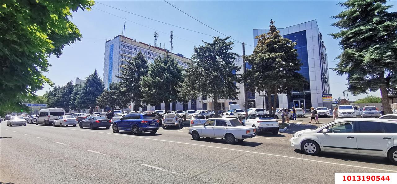 Фото №15: Торговое помещение 91 м² - Армавир, ул. Мира, 53