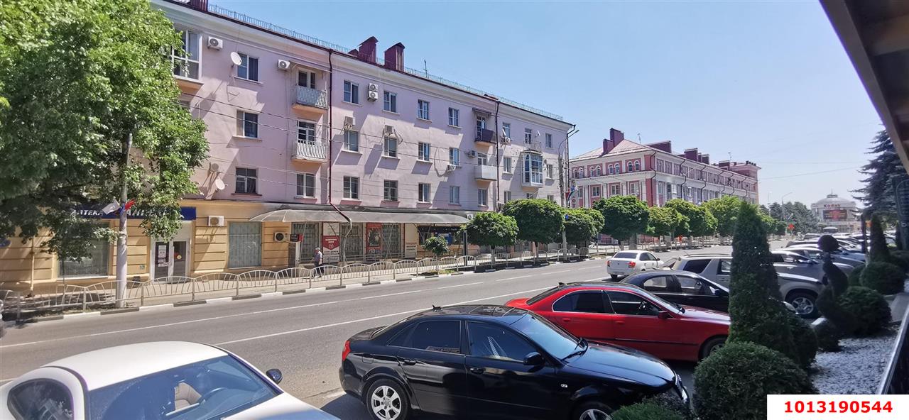 Фото №8: Торговое помещение 91 м² - Армавир, ул. Мира, 53