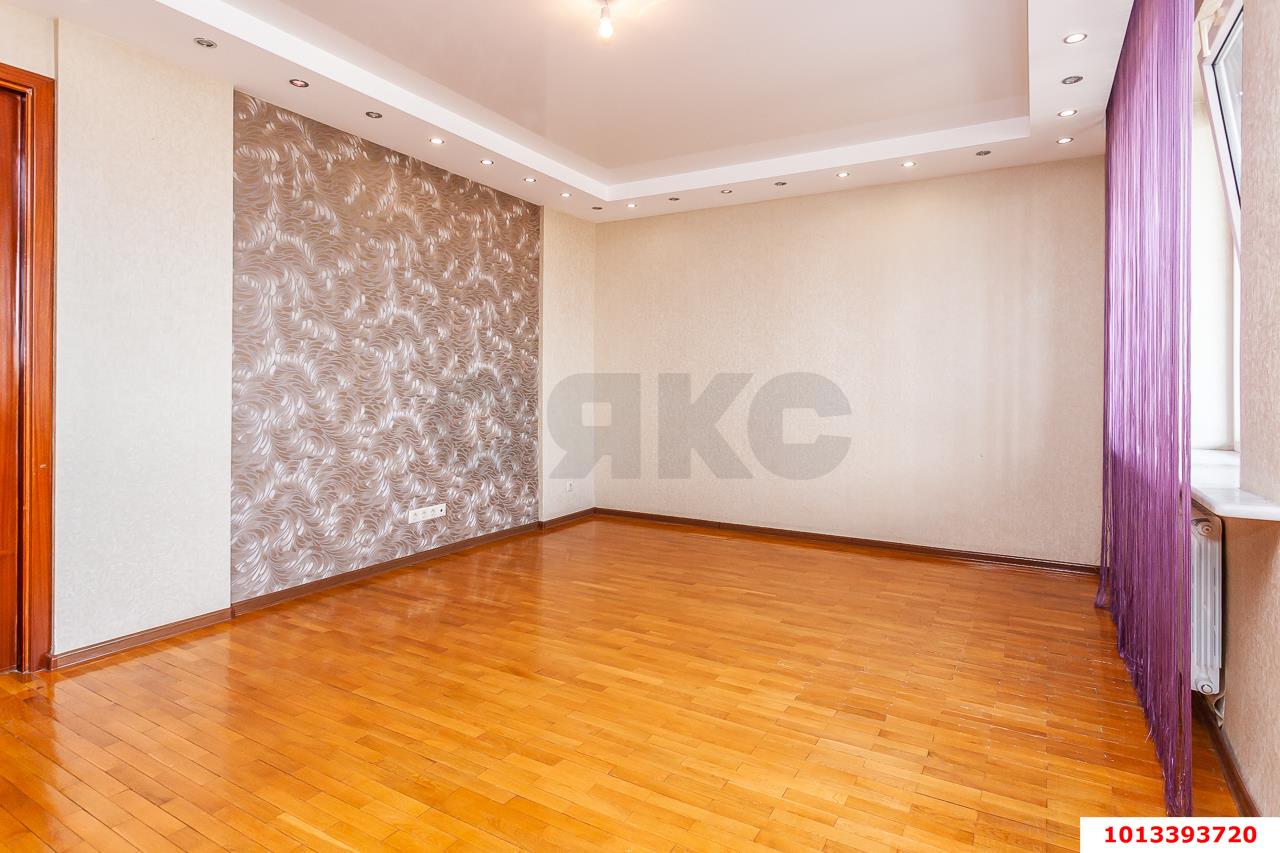 Фото №7: 4-комнатная квартира 119 м² - Краснодар, Центральный внутригородской округ, мкр. Центральный, ул. Гимназическая, 71