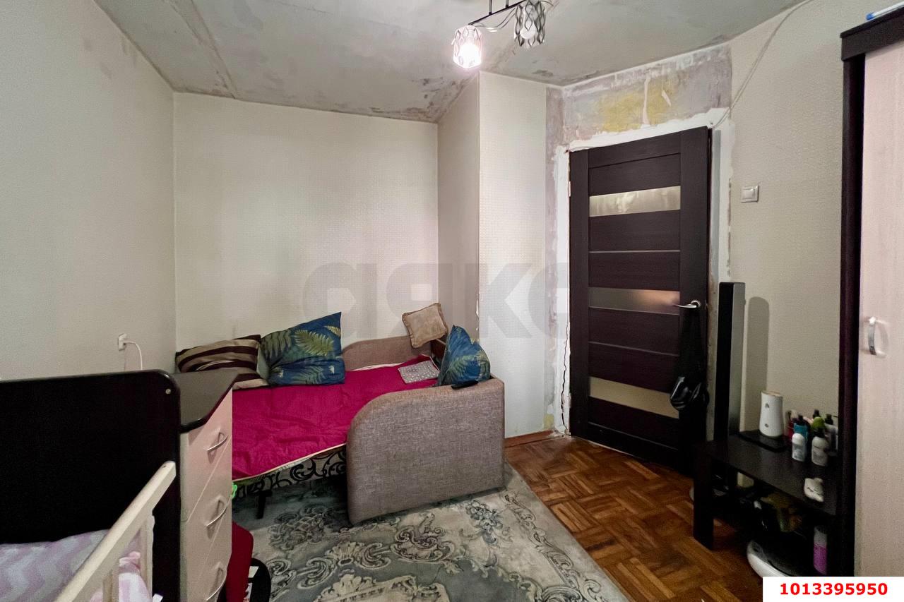 Фото №2: 1-комнатная квартира <span class="whitespace-nowrap">21 м²</span>, <span class="whitespace-nowrap">1/5 эт.</span> - Краснодар, Прикубанский внутригородской округ, мкр. Фестивальный, ул. Красных Партизан, 1А