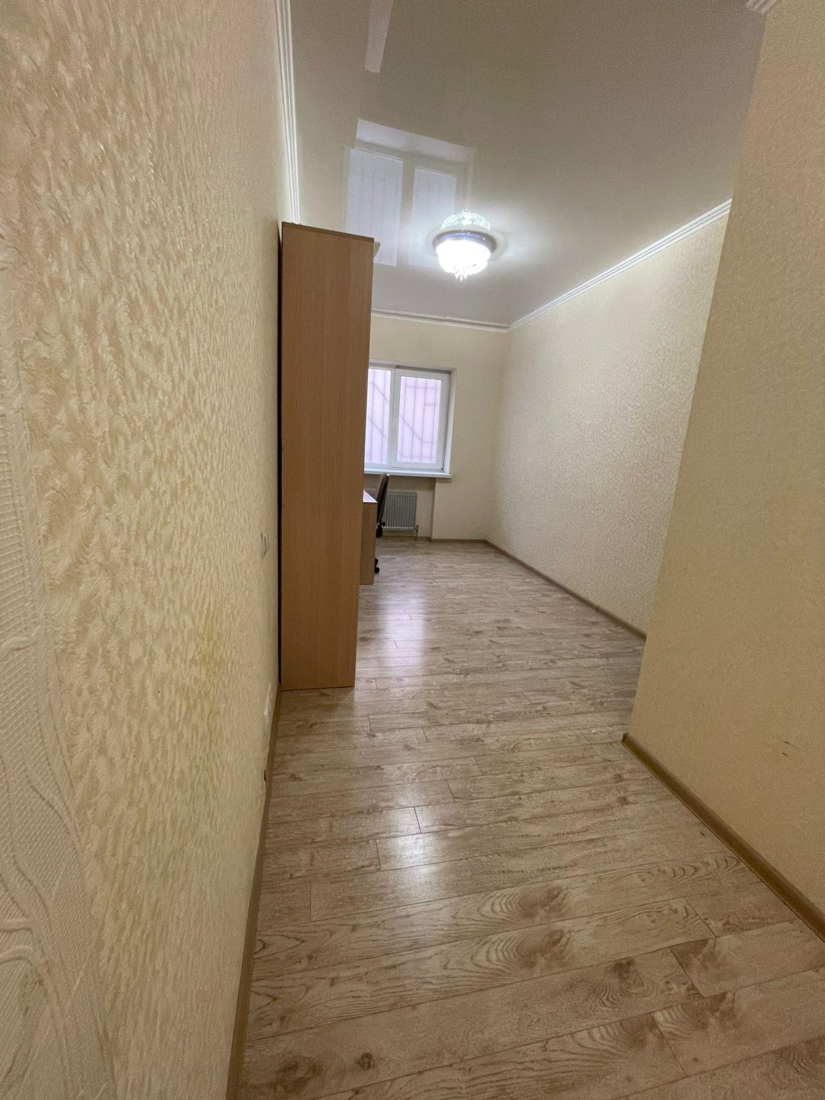 Фото №4: 2-комнатная квартира 63 м² - Краснодар, Прикубанский внутригородской округ, Завод Радиоизмерительных Приборов, п. Калинино, ул. Яснополянская, 17