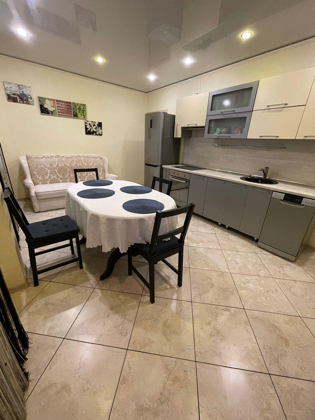 Фото №9: 2-комнатная квартира 63 м² - Краснодар, Прикубанский внутригородской округ, Завод Радиоизмерительных Приборов, п. Калинино, ул. Яснополянская, 17