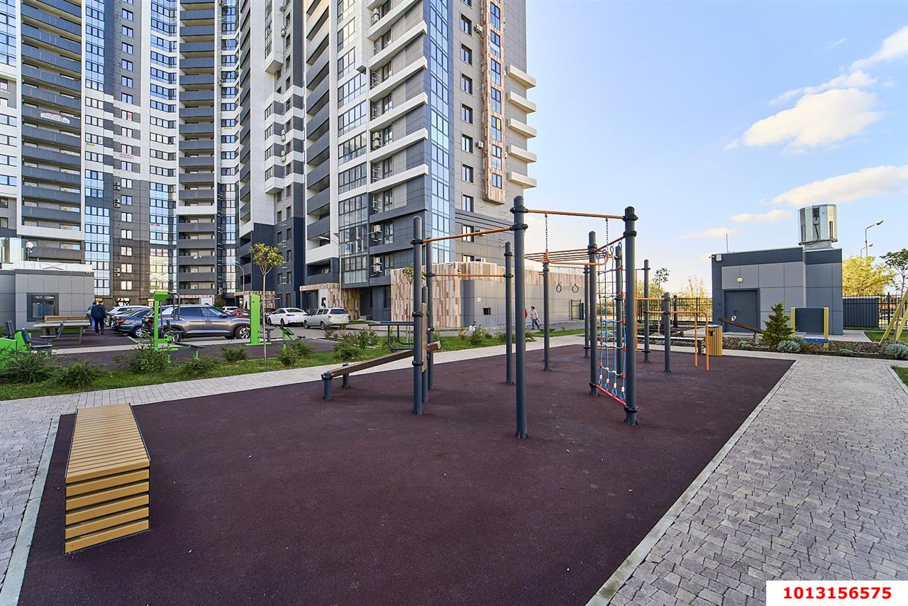 Фото №1: 3-комнатная квартира 97 м² - Краснодар, Прикубанский внутригородской округ, Микрохирургии глаза, мкр. жилой комплекс Сограт, ул. Красных Партизан, 4/15