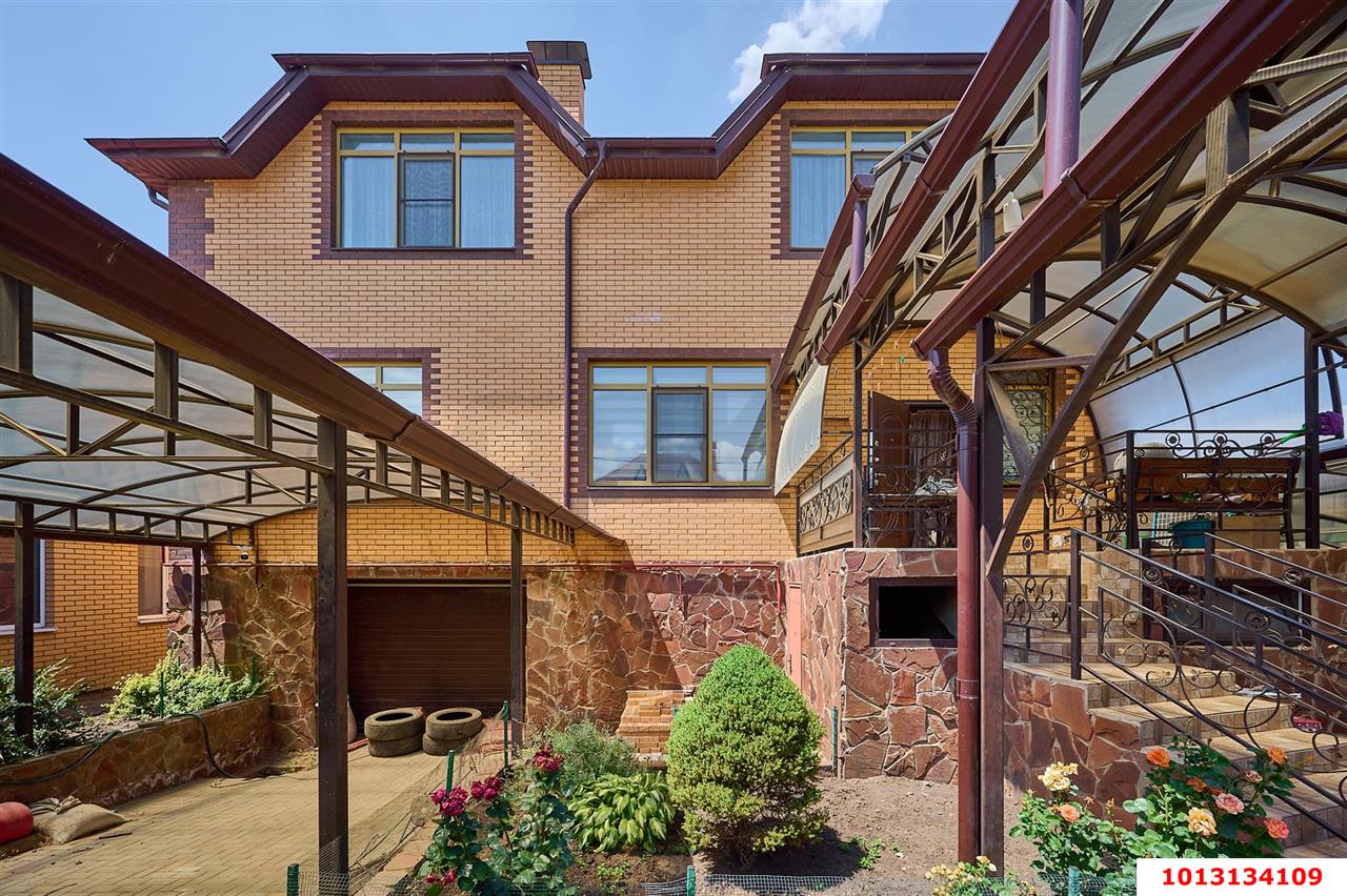 Фото №3: Дом 411 м² + 8.8 сот. - Краснодар, Прикубанский внутригородской округ, мкр. Горхутор, ул. Званая, 3