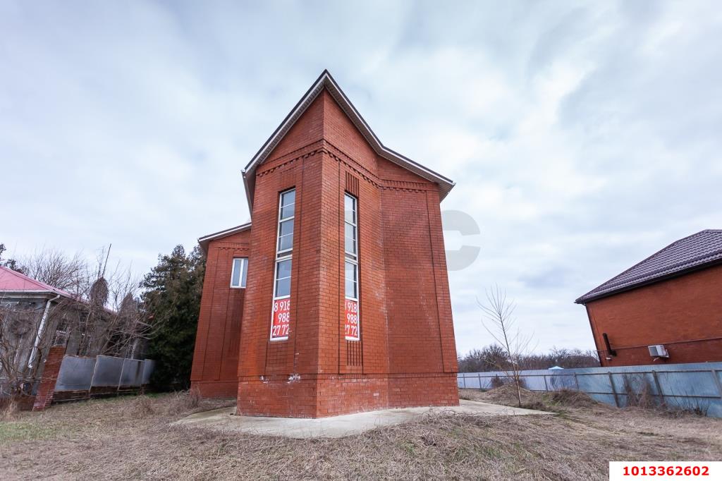 Фото №1: Дом 291 м² + 13.61 сот. - Выселки, мкр. квартал Центр, пер. Коммунаров, 3/2