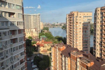 Фото №1: 2-комнатная квартира 68 м² - Краснодар, мкр. Кожзавод, ул. Минская, 122/3