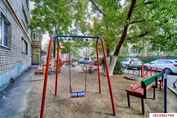 Фото №3: 4-комнатная квартира 74 м² - Краснодар, мкр. Центральный, ул. Красноармейская, 140