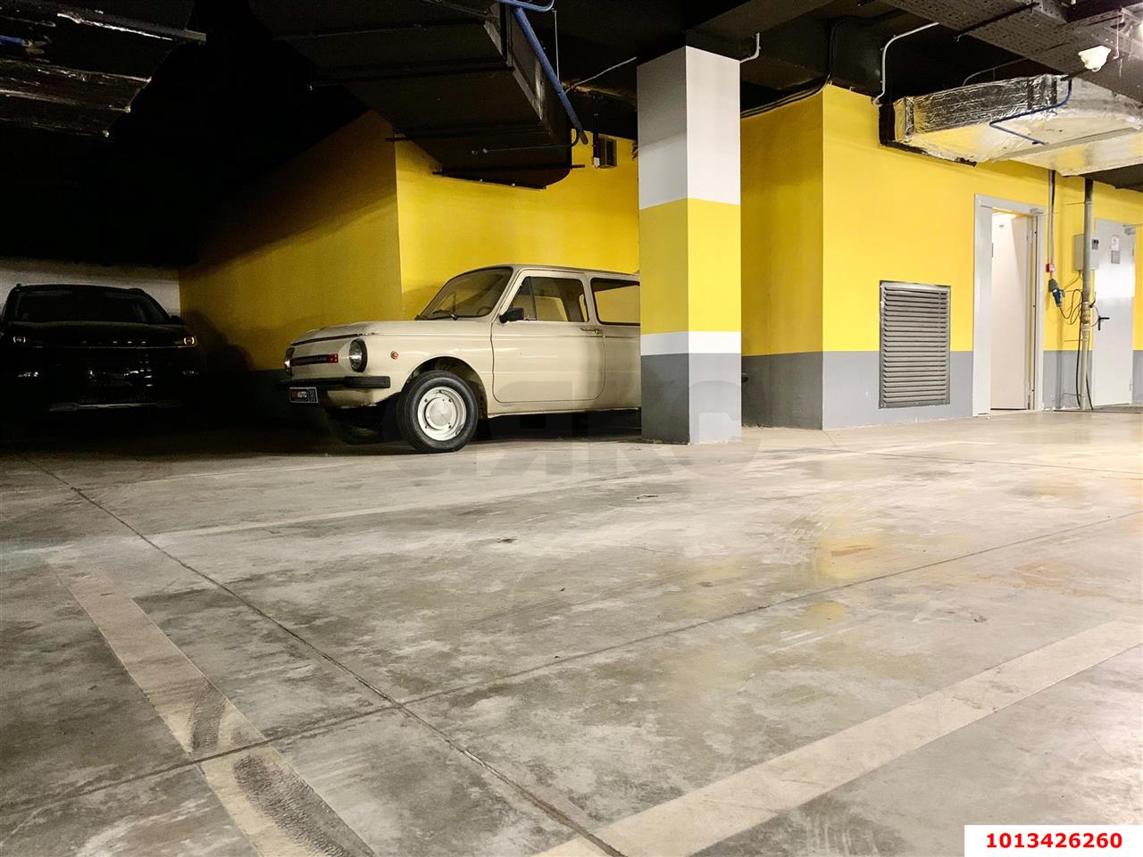 Фото №2: Гараж 12 м² - Краснодар, жилой комплекс Элегант, ул. Сормовская, 1/6