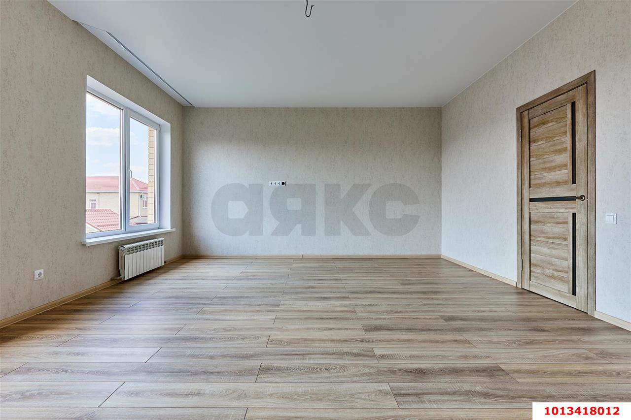 Фото №11: Дом 189 м² + 4 сот. - Южный, коттеджный  Южная столица, пер. Крымский