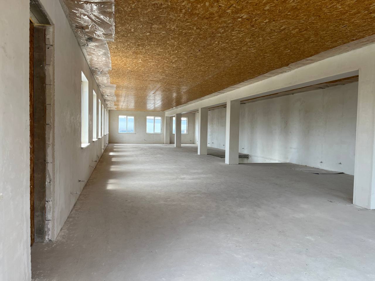 Фото №4: Коммерция 752 м² - Краснодар, Центральный внутригородской округ, мкр. 40 лет Победы, ул. Колхозная, 53/1