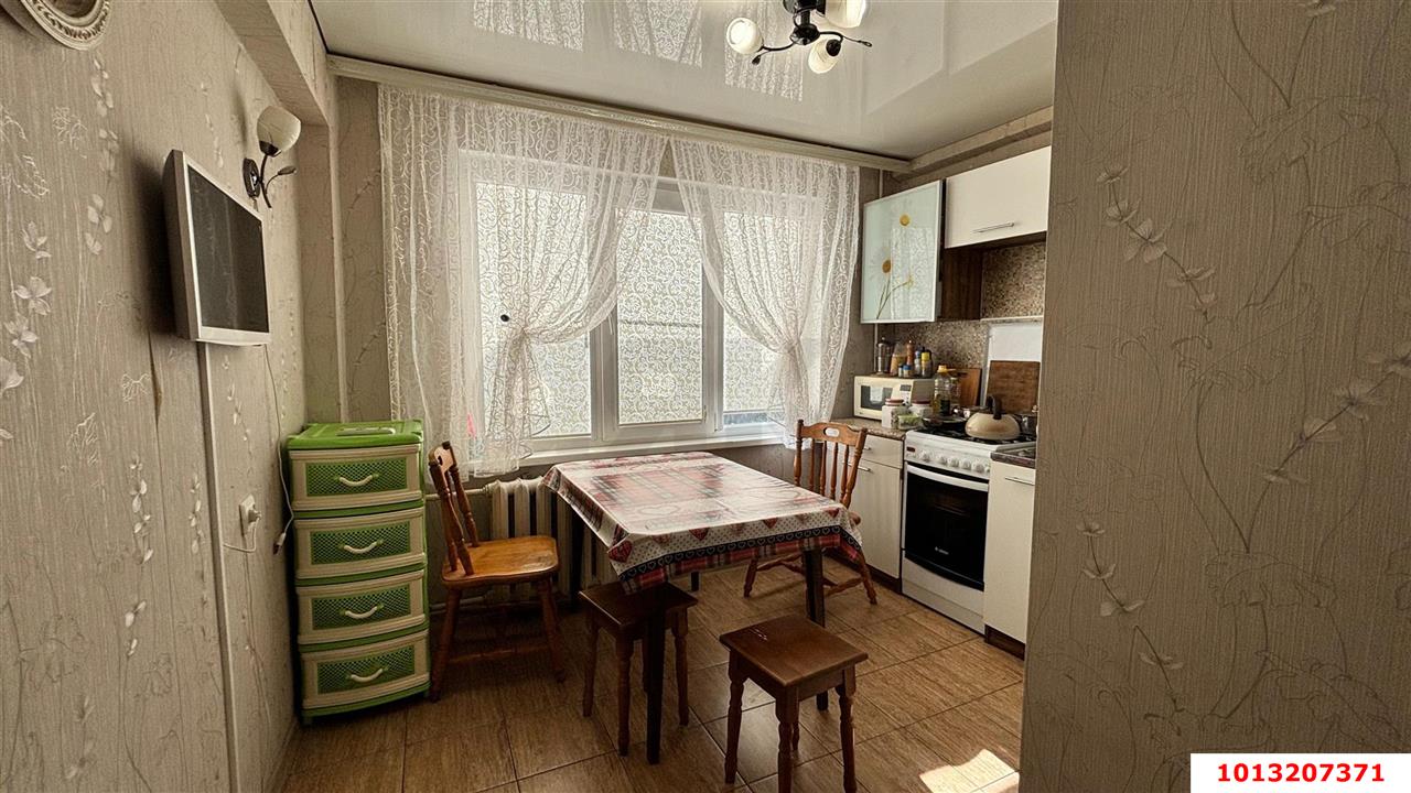 Фото №8: 3-комнатная квартира 80 м² - Краснодар, Карасунский внутригородской округ, мкр. Гидростроителей, ул. Трудовой Славы, 17