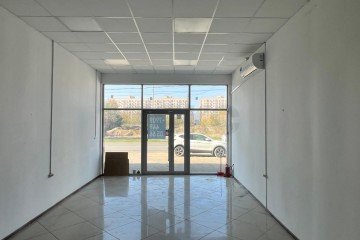 Фото №5: Торговое помещение 79 м² - Краснодар, мкр. Сады Калинина, ул. Средняя, 27