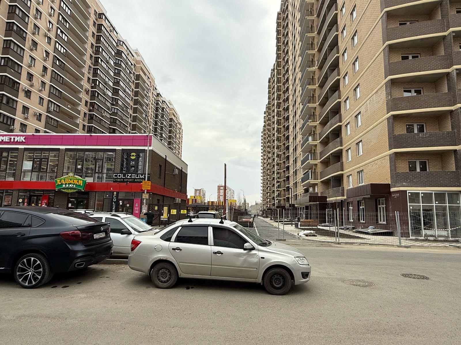 Фото №7: Коммерция 39 м² - Краснодар, Прикубанский внутригородской округ, имени Петра Метальникова, Завод Радиоизмерительных Приборов, мкр. жилой комплекс Лучший, ул. Петра Метальникова, 36