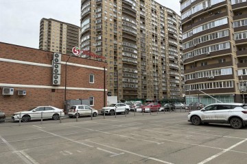 Фото №4: Торговое помещение 40 м² - Краснодар, мкр. имени Петра Метальникова, ул. Петра Метальникова, 36