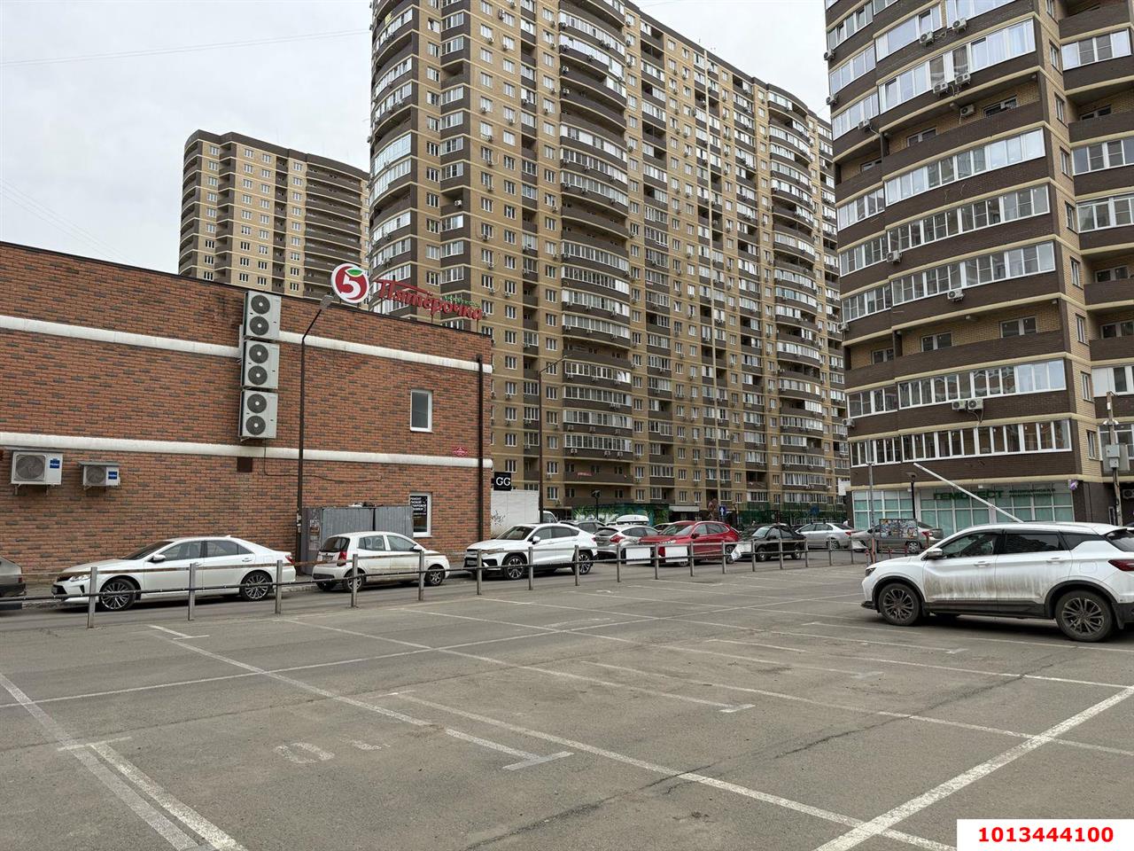 Фото №4: Торговое помещение 40 м² - Краснодар, имени Петра Метальникова, ул. Петра Метальникова, 36