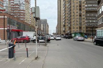 Фото №2: Торговое помещение 40 м² - Краснодар, мкр. имени Петра Метальникова, ул. Петра Метальникова, 36