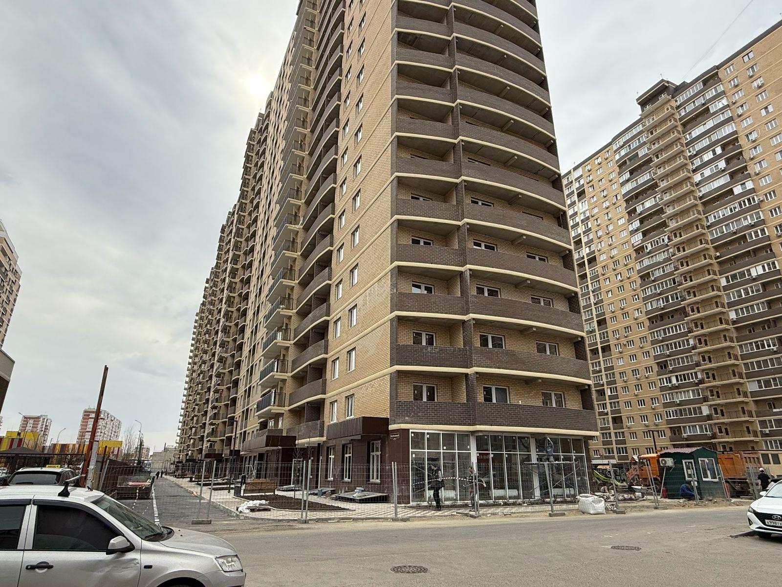 Фото №5: Коммерция 39 м² - Краснодар, Прикубанский внутригородской округ, имени Петра Метальникова, Завод Радиоизмерительных Приборов, мкр. жилой комплекс Лучший, ул. Петра Метальникова, 36