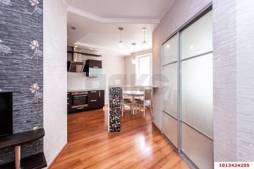 Фото №3: 2-комнатная квартира 68 м² - Краснодар, мкр. Юбилейный, б-р Клары Лучко, 10