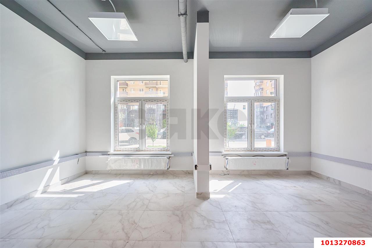 Фото №9: Торговое помещение 50 м² - Краснодар, жилой комплекс Ракурс, ул. имени Героя Ростовского, 8к3