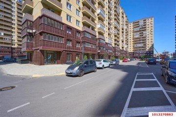 Фото №3: Торговое помещение 50 м² - Краснодар, мкр. жилой комплекс Ракурс, ул. имени Героя Ростовского, 8к3
