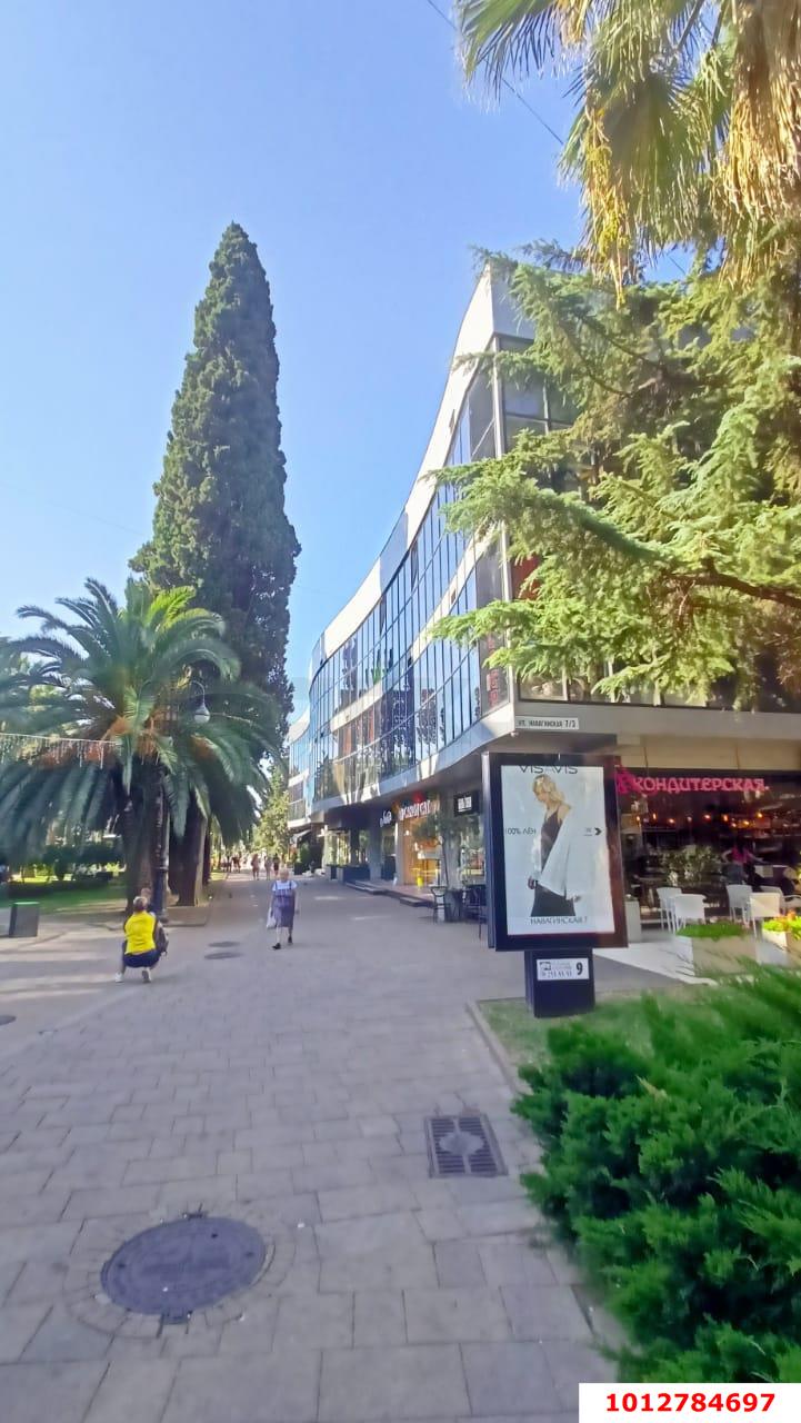 Фото №2: Торговое помещение 1139 м² - Сочи, Центральный, ул. Навагинская, 7/3